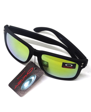 Lentes Oakley Cuadrados Policromáticos - Negros